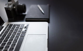 欧冠爆冷夜，13亿豪门轰然倒下，半亿新军3-1创历史